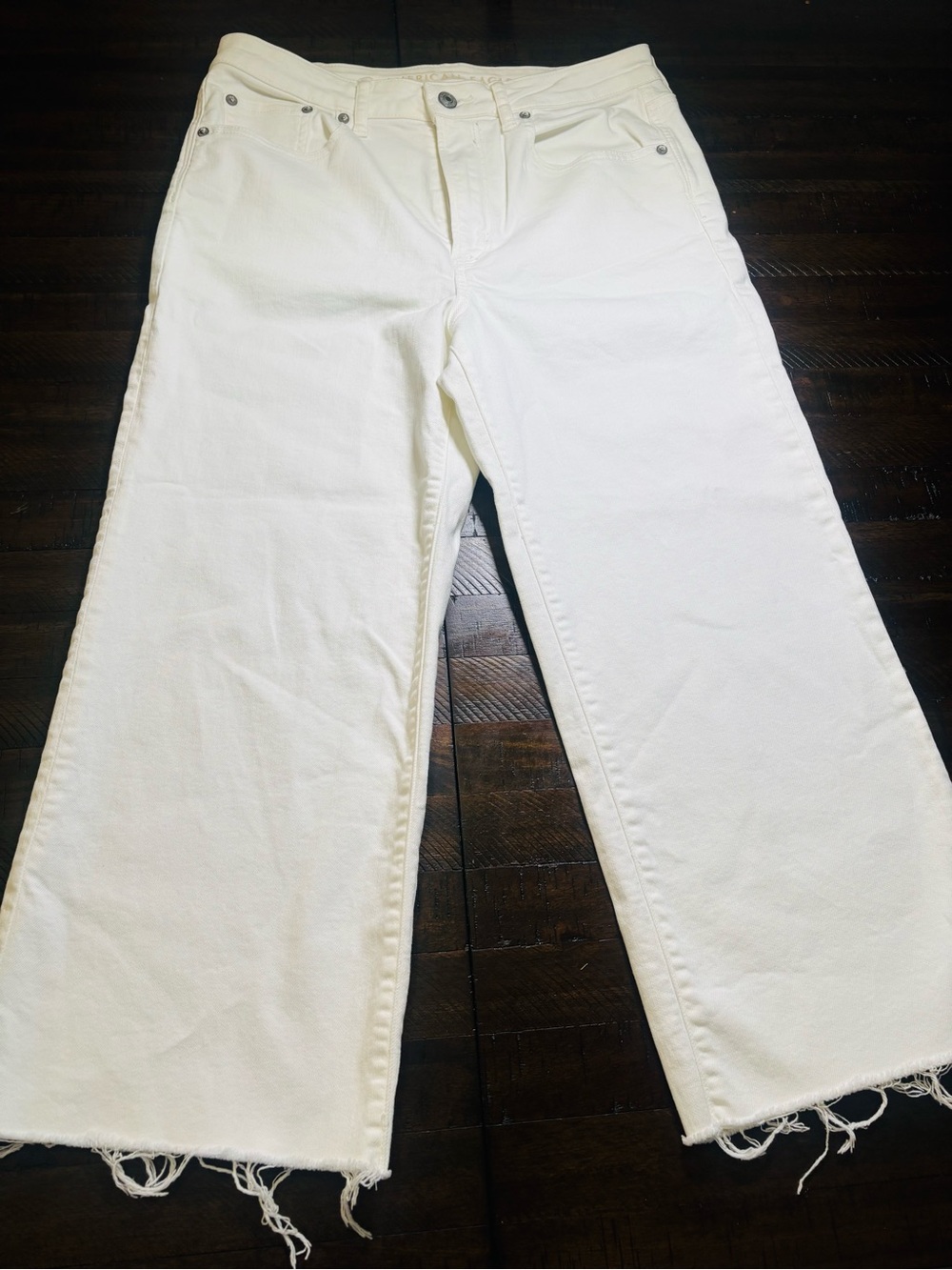 American Eagle Outfitters White Cropped Ankle Jeans Size 8